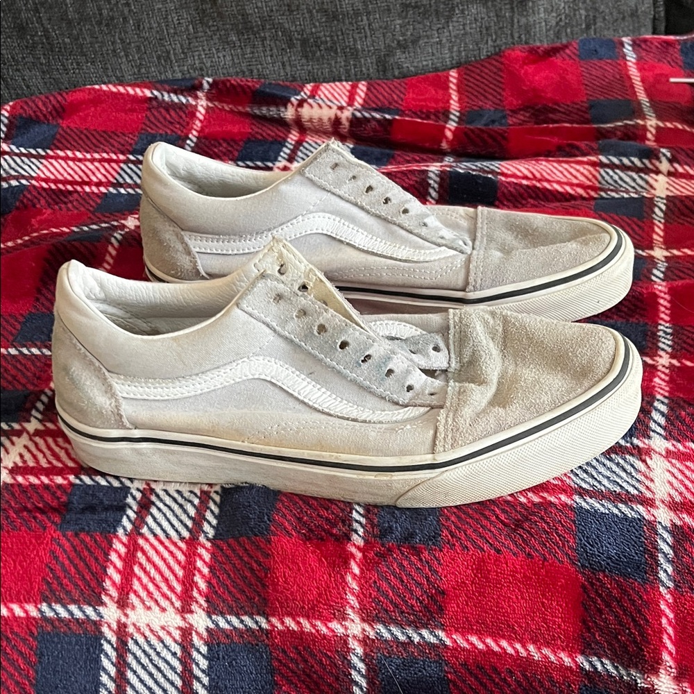 Vans Off-White Men's Sneakers - Used 7.5 size